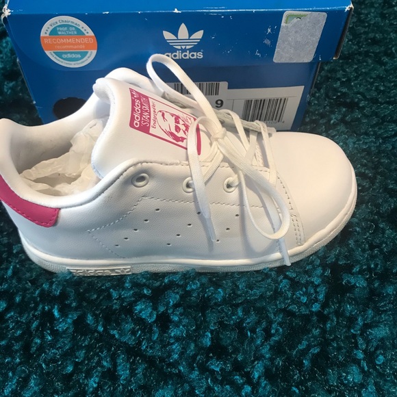 Stan Smiths - Picture 2 of 7